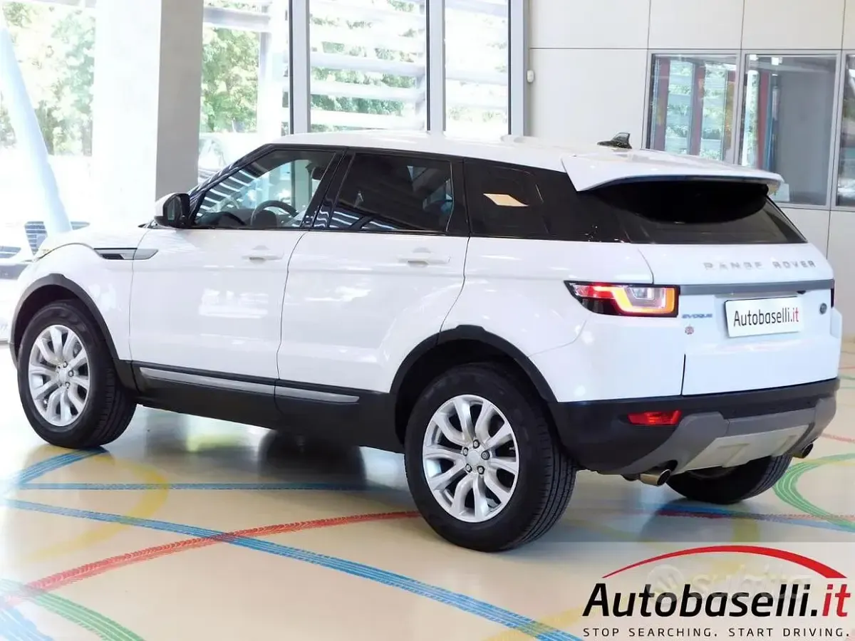 Usata Land Rover Range Rover evoque 150 CV (110 kW) 2016 Bianco SUV