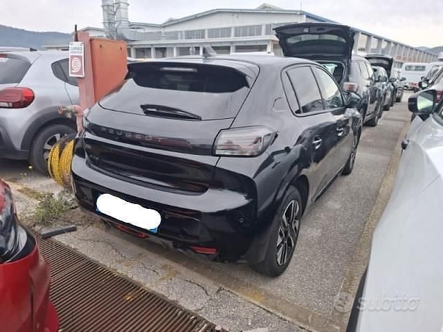 Usata Peugeot 208 Allure 2025 Utilitaria