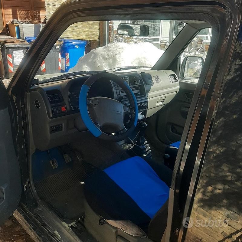 Usata Suzuki Jimny 80 CV (58 kW) 1999 SUV