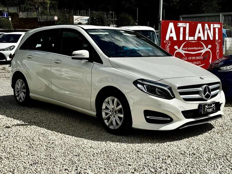 Bianco Usata 2018 Mercedes B200 Premium Monovolume | 7700 € (Super prezzo) - Immagine 1/4