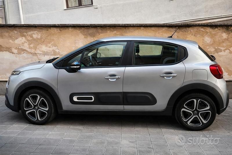 Usata Citroën C3 Shine 102 CV (75 kW) 2020 Grigio Berlina