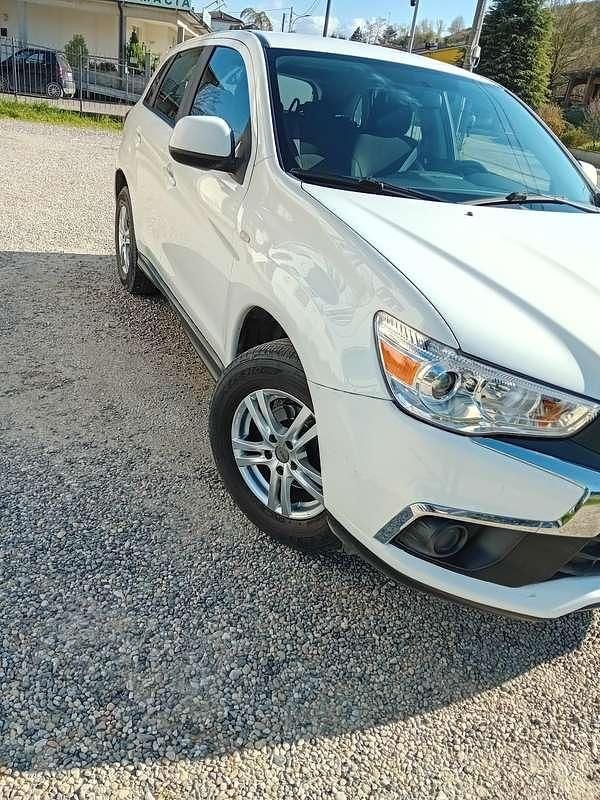 Usata Mitsubishi ASX Inform 114 CV (83 kW) 2017 SUV