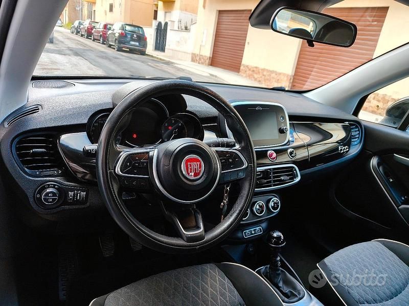 Usata Fiat 500X 120 CV (88 kW) 2018 Nero SUV