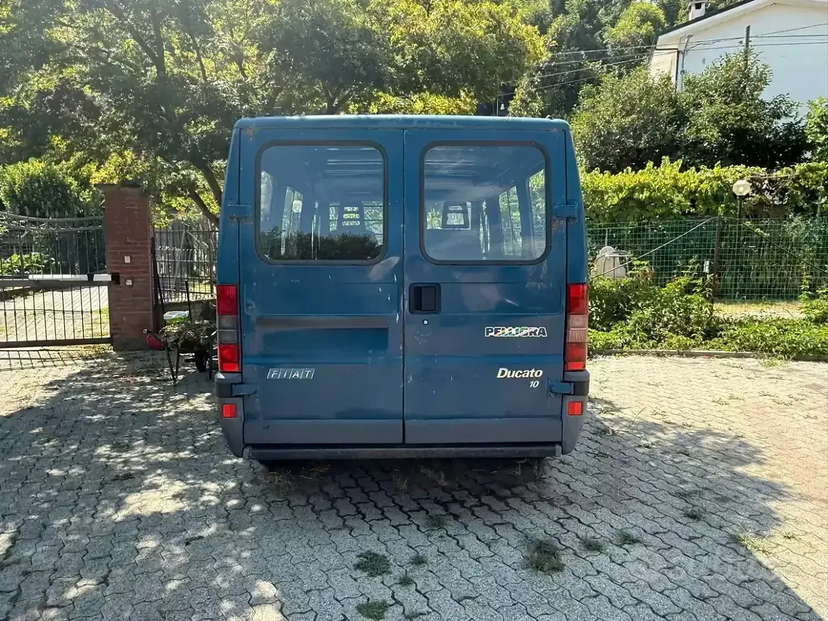Usata Fiat Ducato 69 CV (50 kW) 1996 Blu Furgone