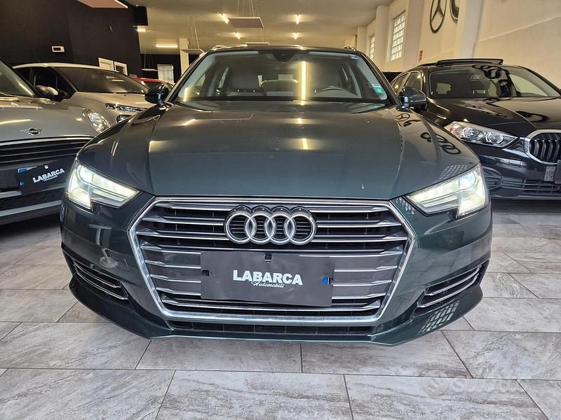 Usata Audi A4 Design 150 CV (110 kW) 2018 Verde Station wagon