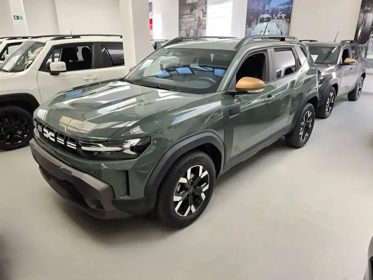 Usata Dacia Duster Extreme 131 CV (96 kW) 2025 Lichen kaki SUV