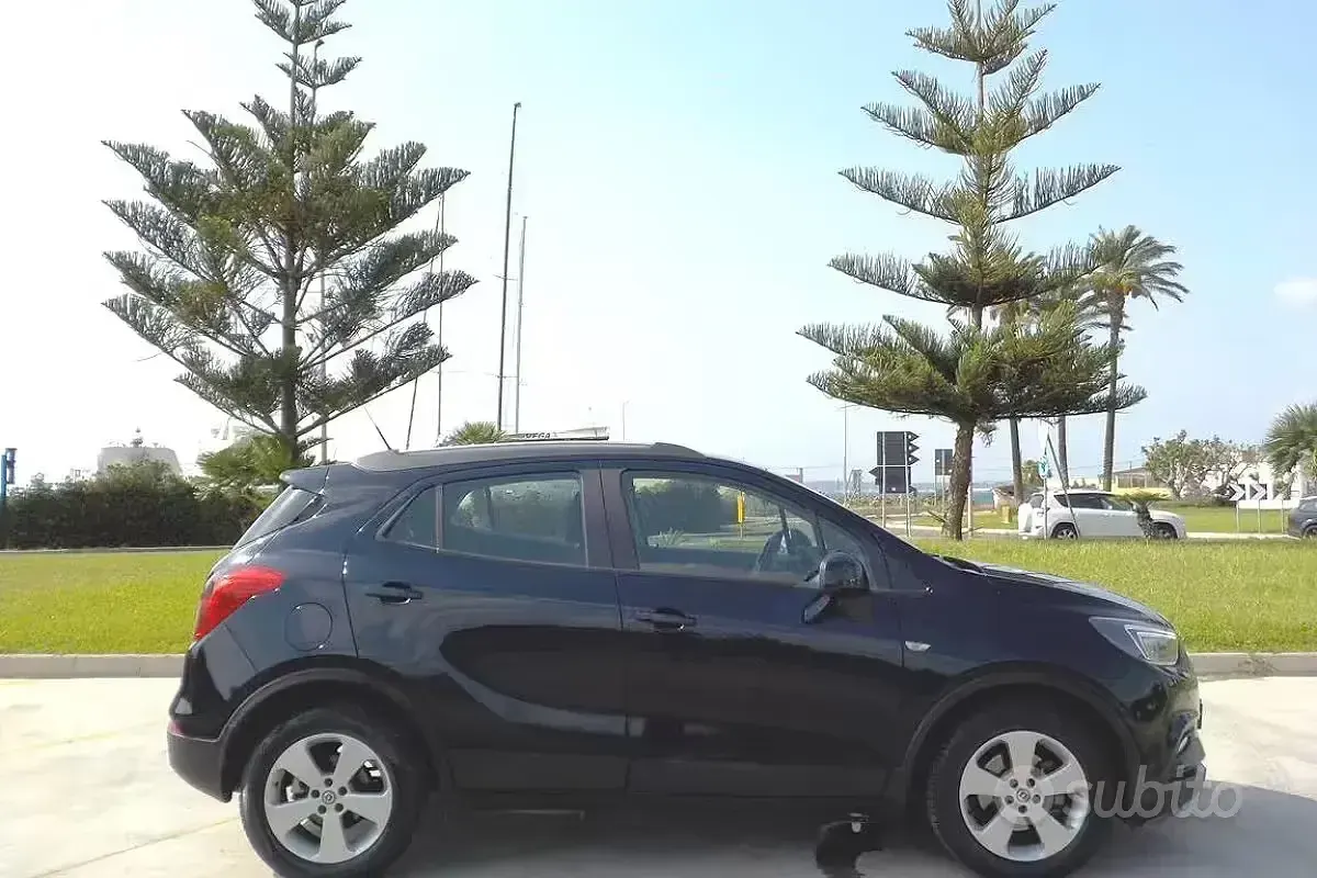 Usata Opel Mokka X Business 136 CV (100 kW) 2019 Bluazzurro SUV