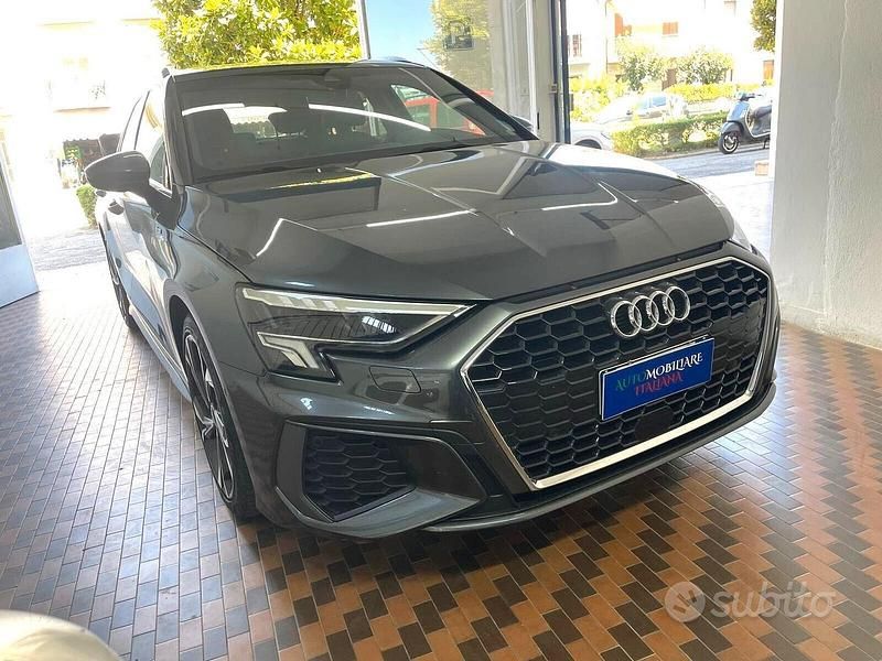 Usata Audi A3 115 CV (84 kW) 2024 Grigio Berlina