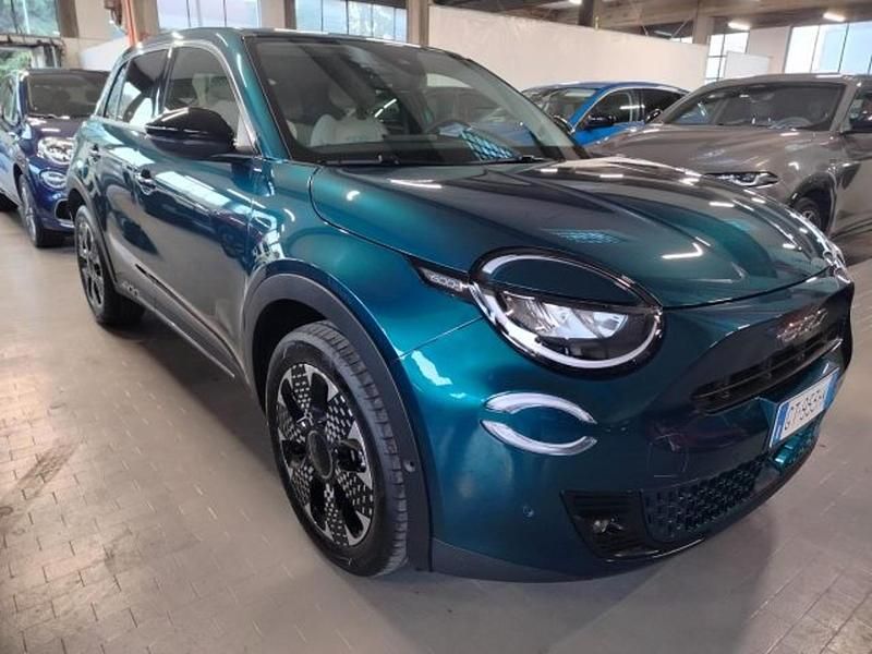 Usata Fiat 600 La Prima 101 CV (74 kW) 2025 Verde SUV