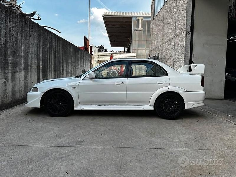 Occasion Mitsubishi Lancer Evolution 330 ch (242 kW) 1999 Blanc Berline