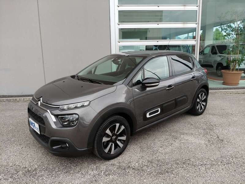 Usata Citroën C3 PureTech 110 CV (80 kW) 2024 Grigio Utilitaria