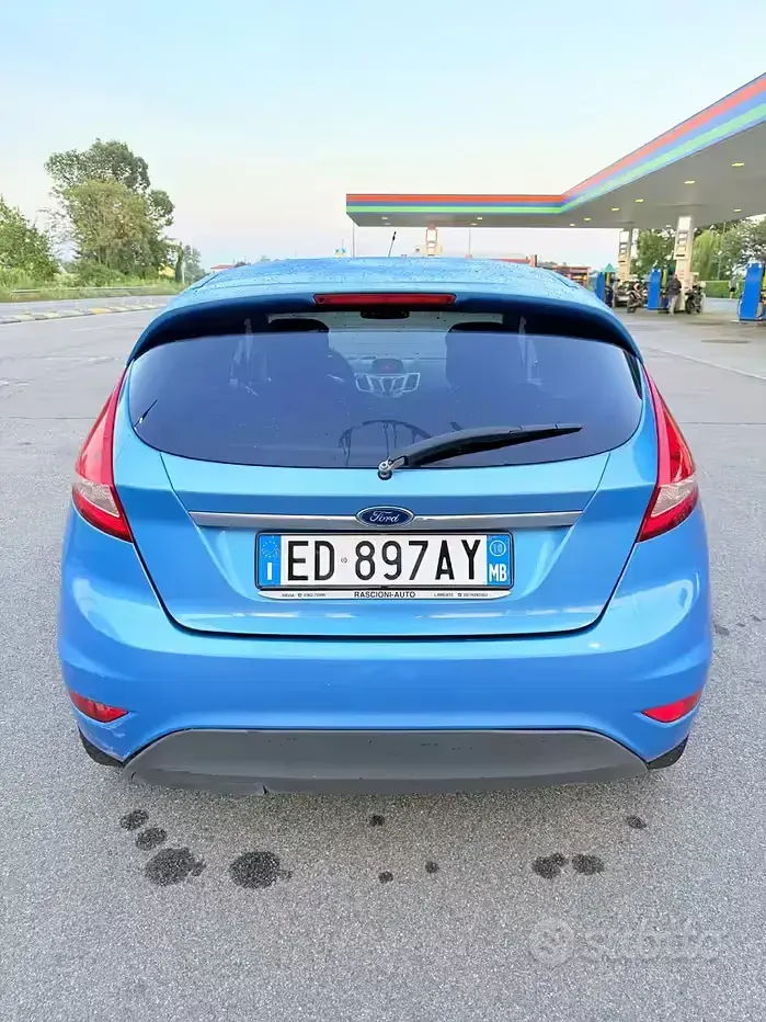 Usata Ford Fiesta Titanium 92 CV (67 kW) 2010 Berlina