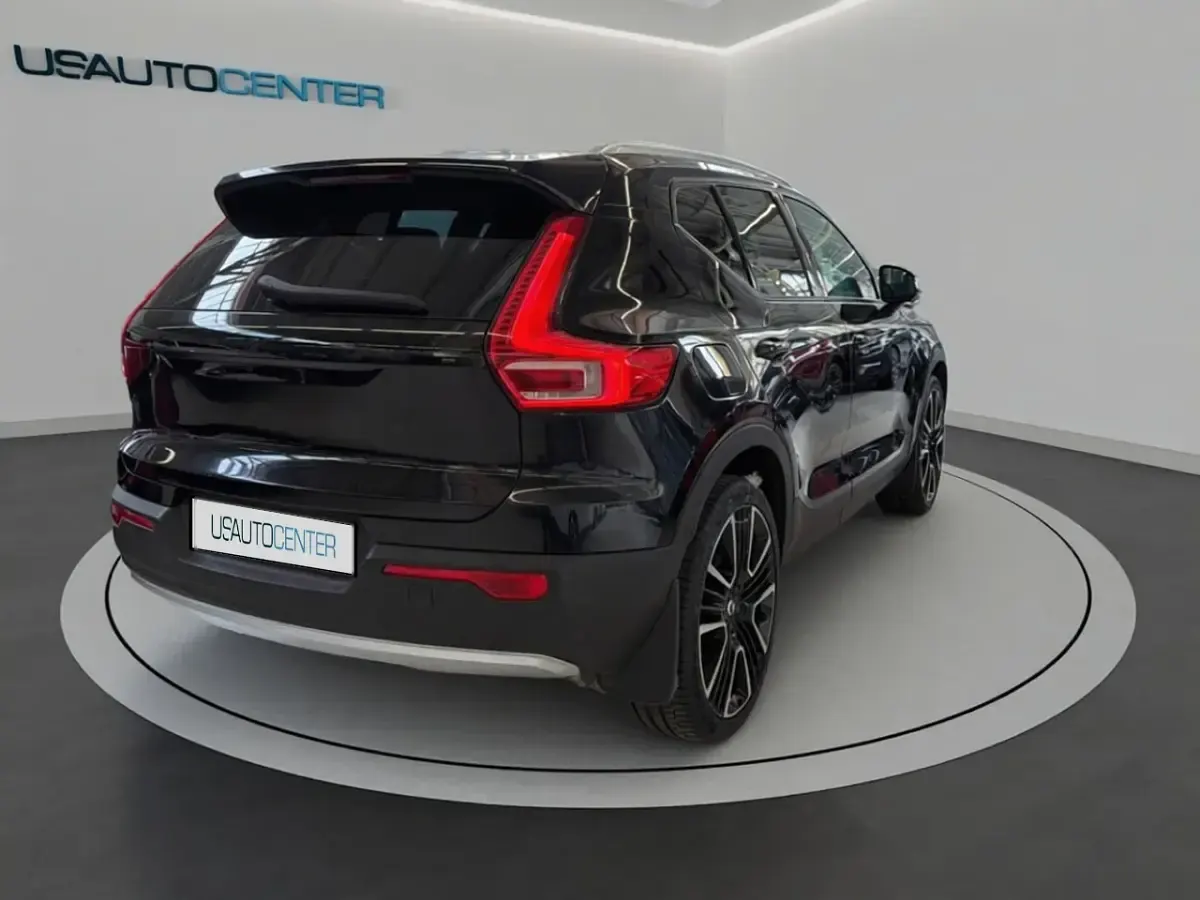 Usata Volvo XC40 Business Edition 150 CV (110 kW) 2020 SUV