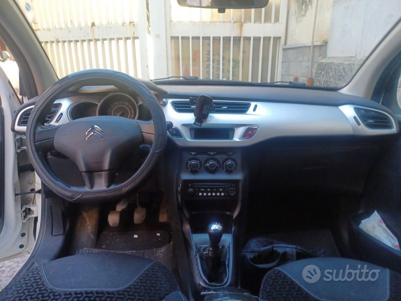 Usata 2011 Citroën C3 SELECTION Due volumi | 3000 € (Ottimo prezzo) - Immagine 1/4