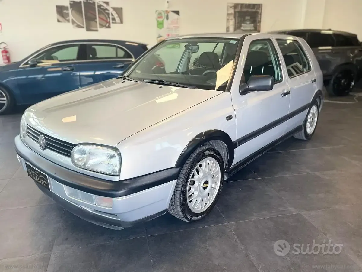 Usata VW Golf III 75 CV (55 kW) 1997 Grigio Berlina