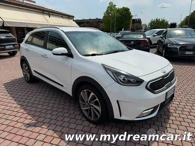 Usata Kia Niro 170 CV (125 kW) 2018 Bianco SUV