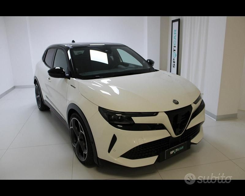 Usata Alfa Romeo GT Junior Veloce 205 kW (280 CV) 2024 Bianco Station wagon