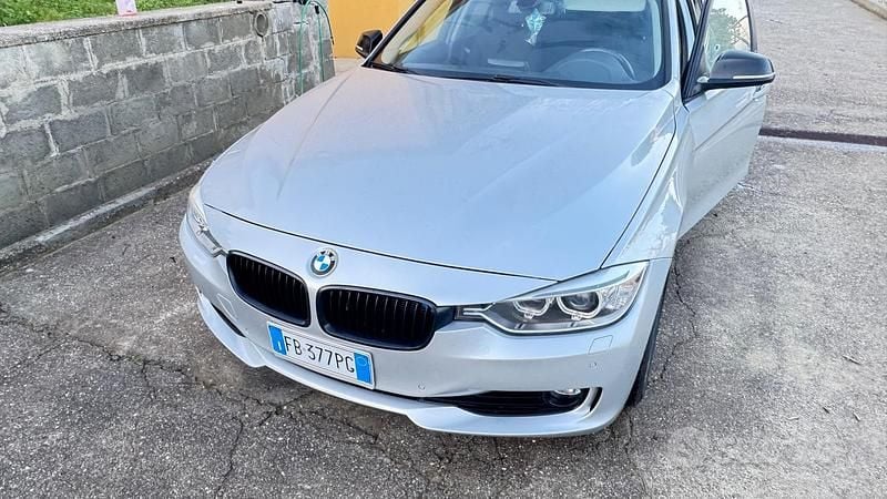 Usata BMW 320 190 CV (139 kW) 2014 Grigio Berlina