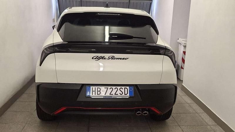 Nuova Alfa Romeo Junior Edizione Speciale 136 CV (100 kW) 2025 Bianco SUV
