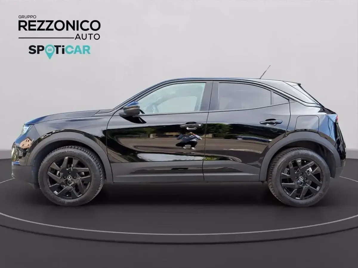 Usata Opel Mokka S 101 CV (74 kW) 2023 Nero metallizzato SUV