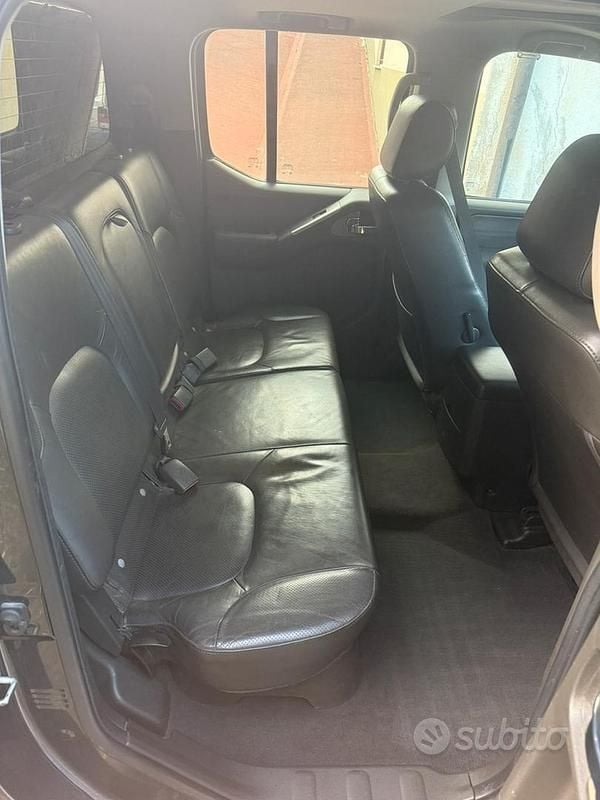 Usata Nissan Navara 2007 Grigio Pick-up