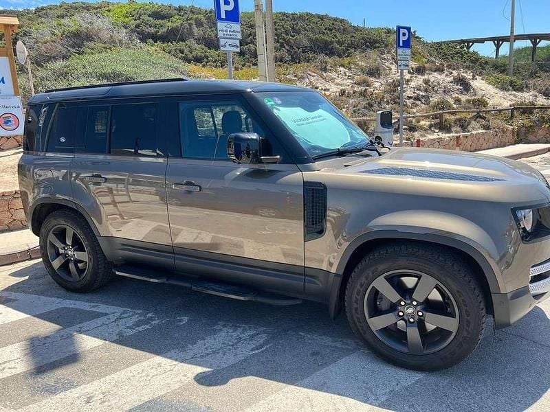 Usata Land Rover Defender Dynamic 200 CV (147 kW) 2023 Grigio SUV