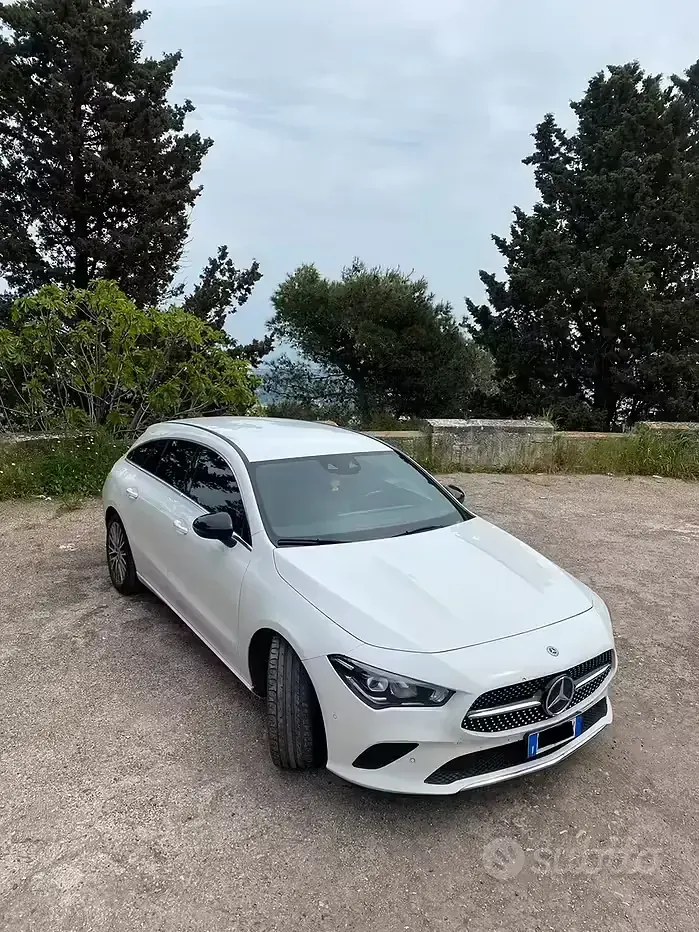 Usata Mercedes CLA200 150 CV (110 kW) 2020 Bianco Station wagon