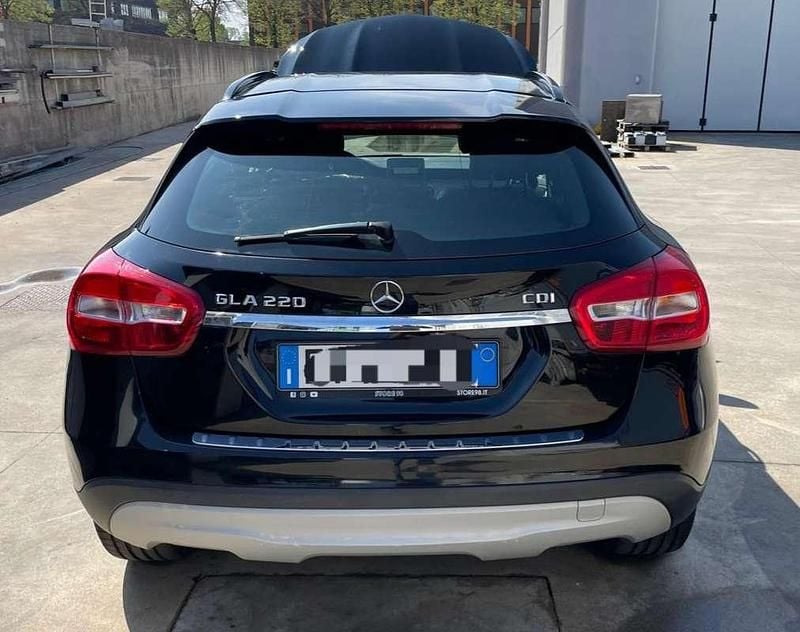 Usata Mercedes GLA220 Premium 170 CV (125 kW) 2015 Nero SUV