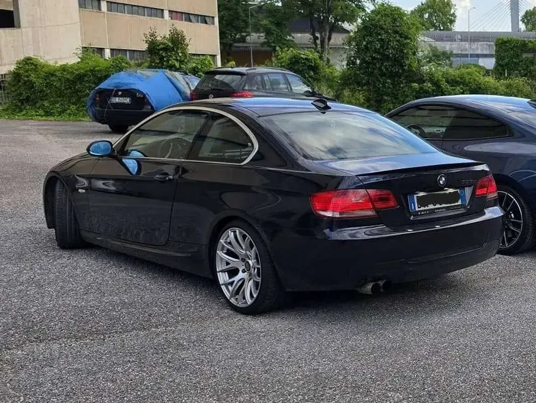 Usata BMW 330 M Sport 500 CV (367 kW) 2007 Coupé