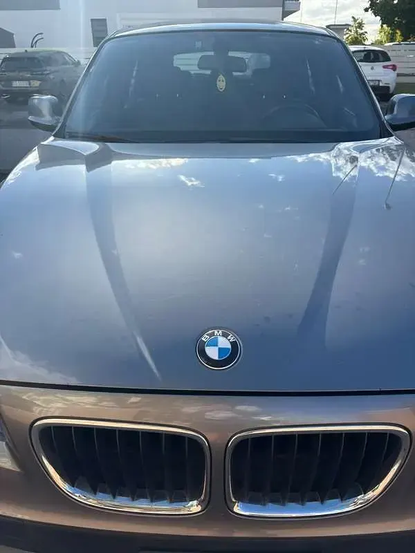 Usata BMW X1 177 CV (130 kW) 2011 Argento SUV