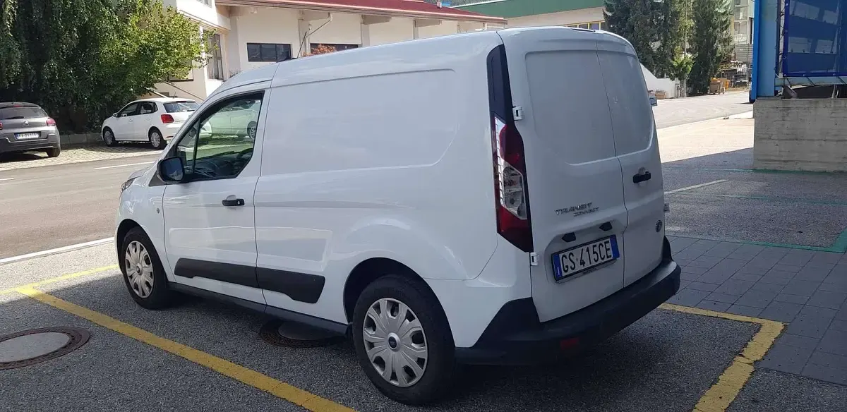 Usata Ford Transit Trend 101 CV (74 kW) 2024 Bianco Furgone