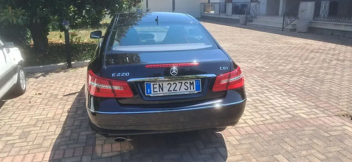 Usata Mercedes E220 Avantgarde 170 CV (125 kW) 2013 Coupé