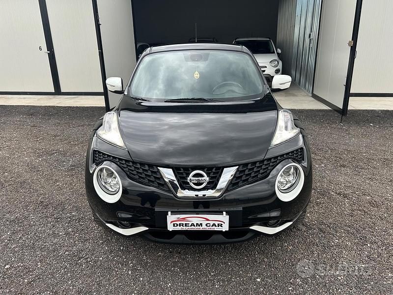 Usata Nissan Juke N-Connecta 110 CV (80 kW) 2016 Nero SUV