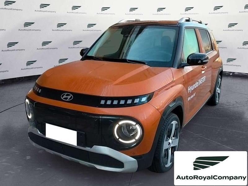 Verde Usata 2025 Hyundai Inster Due volumi | 22.900 € (Super prezzo) - Immagine 1/4