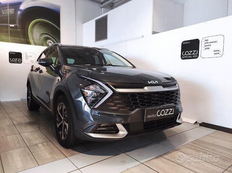 Usata Kia Sportage Style 180 CV (132 kW) 2022 Grigio SUV