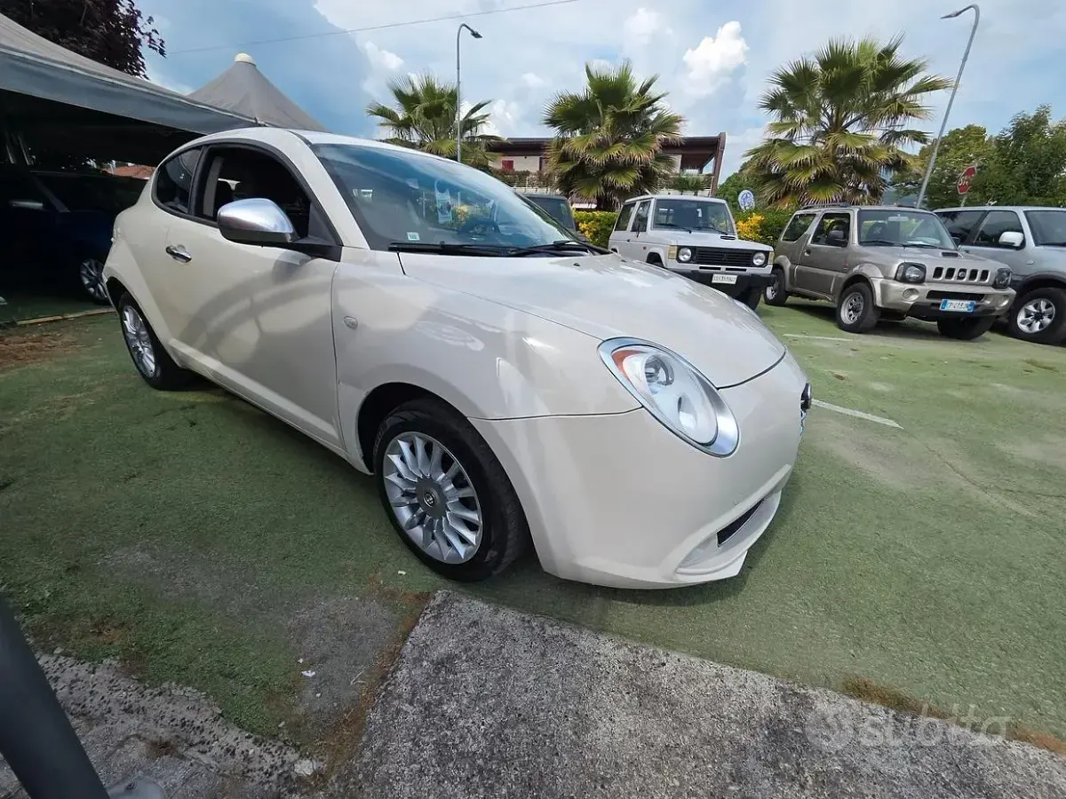 Usata Alfa Romeo MiTo Super 70 CV (51 kW) 2013 Beige Utilitaria
