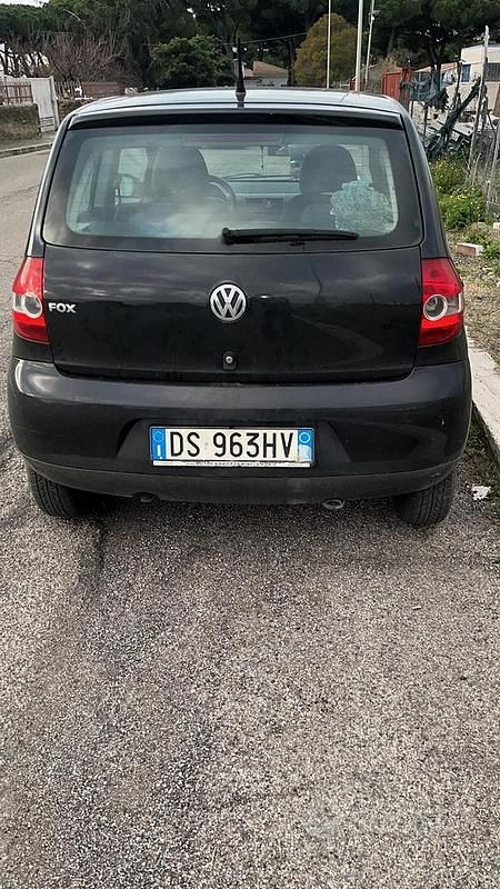 Usata VW Fox 60 CV (44 kW) 2009 Nero Utilitaria