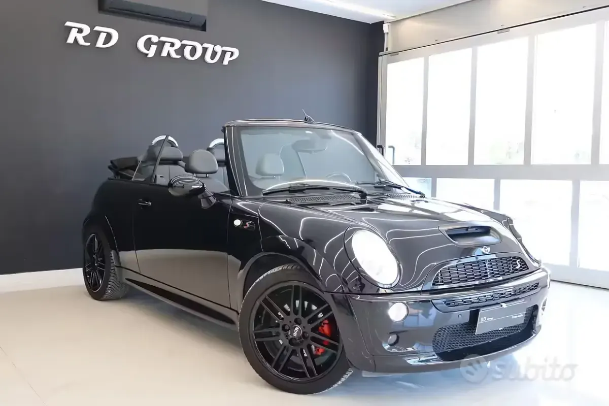 Usata Mini Cooper S Cabriolet 170 CV (125 kW) 2005 Nero Cabrio