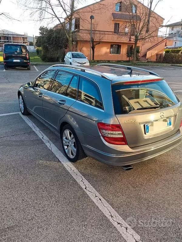 Usata Mercedes C250 Avantgarde 204 CV (150 kW) 2009