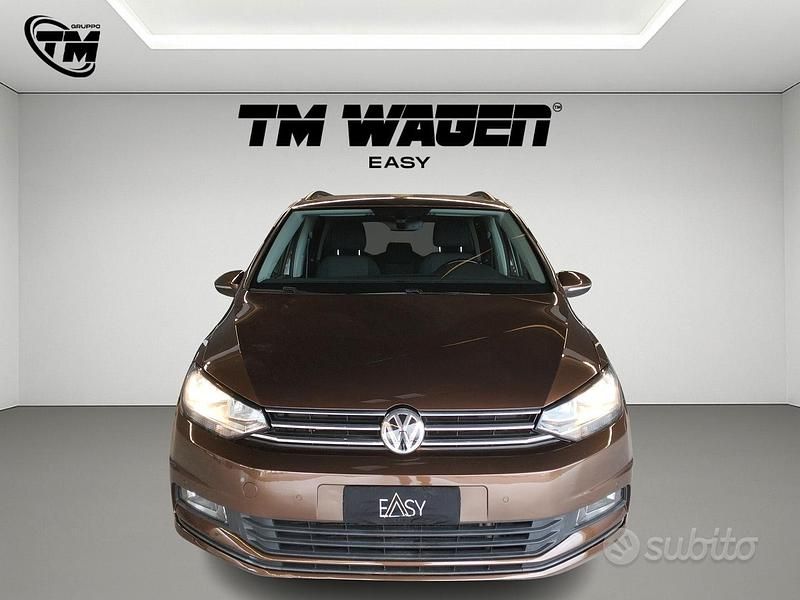 Usata VW Touran Comfortline 150 CV (110 kW) 2017 Marrone Monovolume