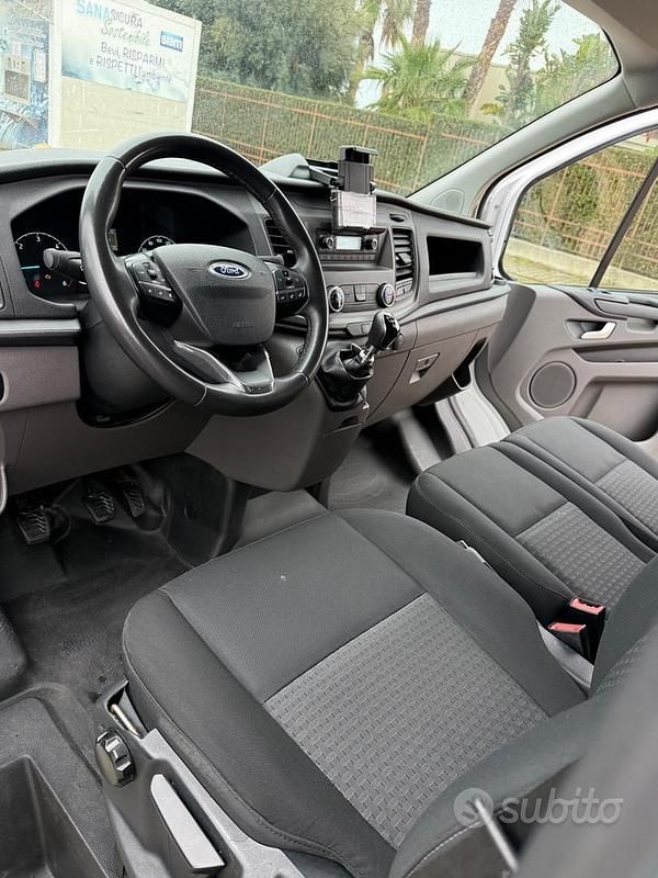 Usata Ford Transit Custom Titanium 130 CV (95 kW) 2023 Bianco Berlina