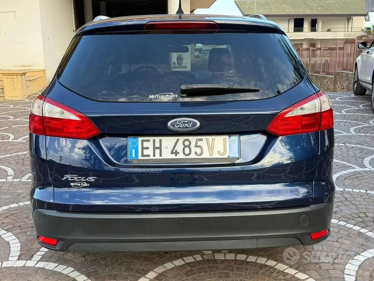 Usata Ford Focus 109 CV (80 kW) 2011 Blu Station wagon