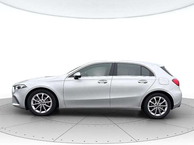 Usata Mercedes A180 Executive 116 CV (85 kW) 2019 Argento
