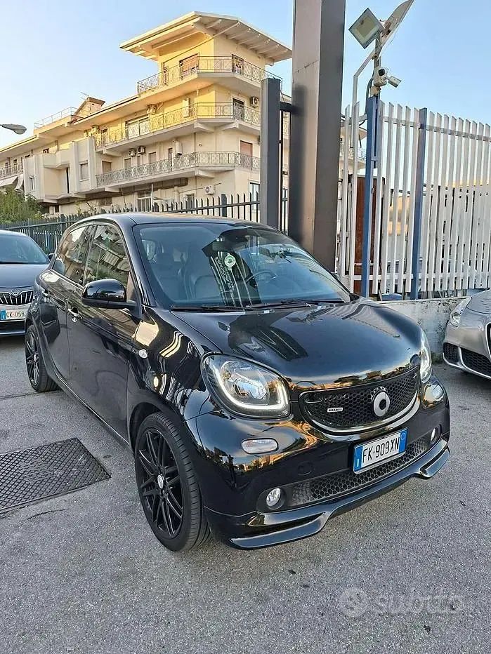 Usata Smart ForFour Brabus 109 CV (80 kW) 2017 Nero Utilitaria