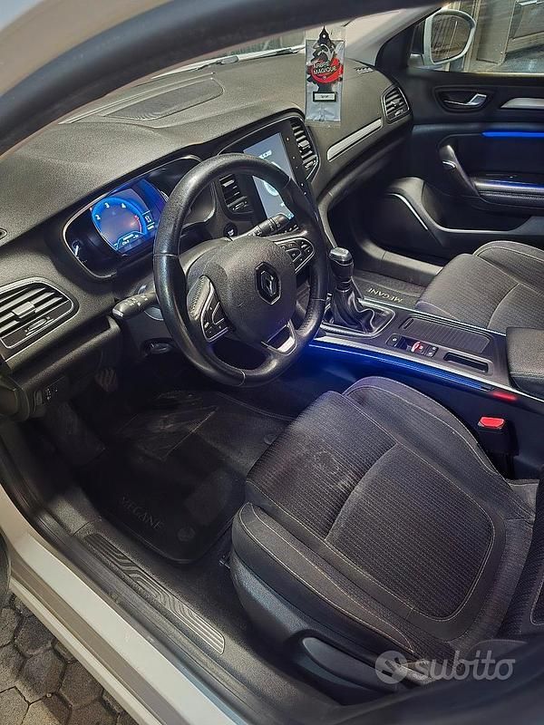 Usata Renault Mégane IV 116 CV (85 kW) 2018 Bianco Berlina