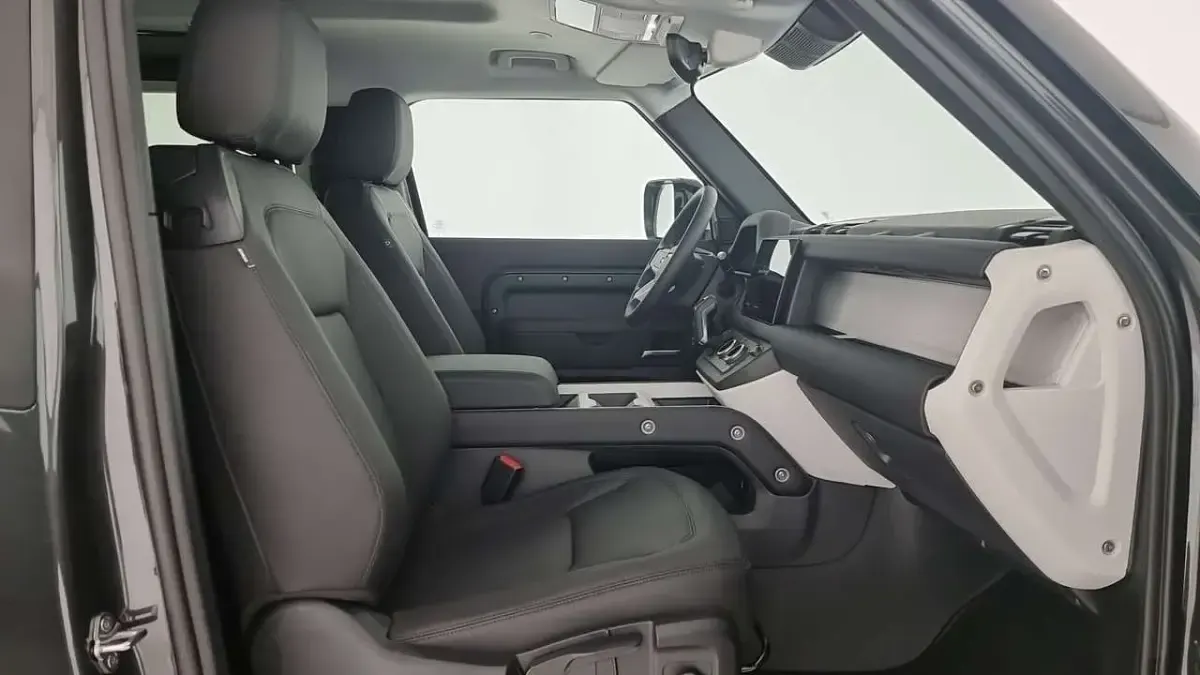 Usata Land Rover Defender S 200 CV (147 kW) 2025 Other SUV