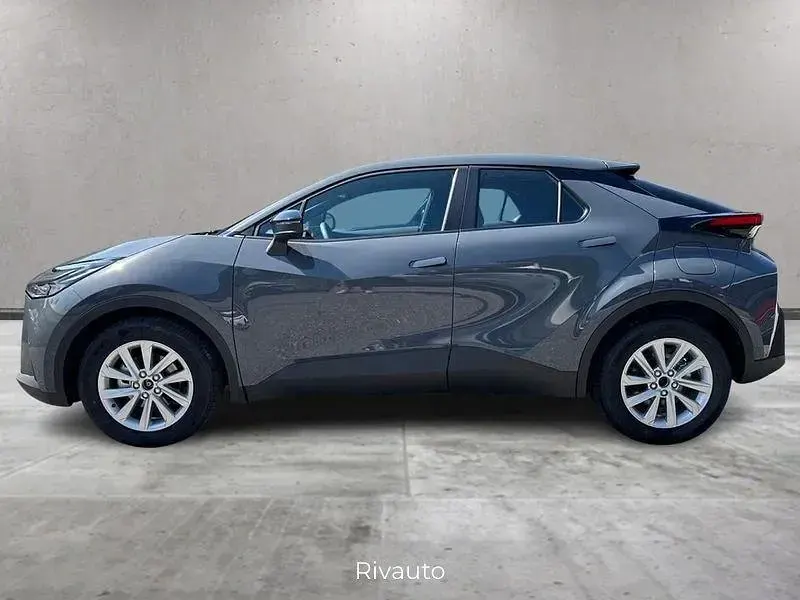 Nuova Toyota C-HR Active 140 CV (102 kW) 2025 Grigio SUV