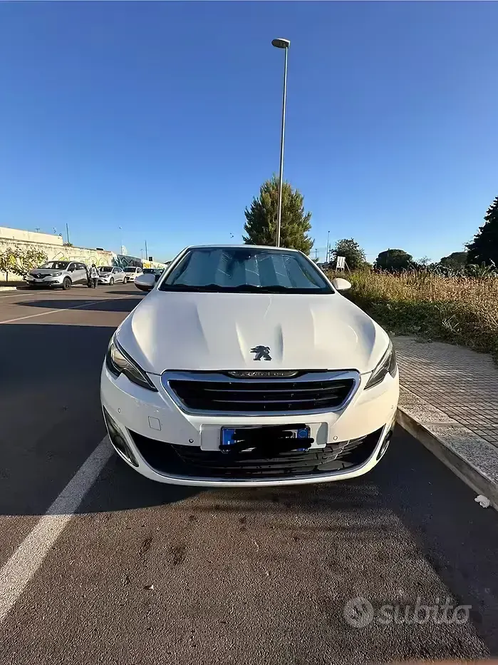 Usata Peugeot 308 Allure 116 CV (85 kW) 2014 Bianco Berlina