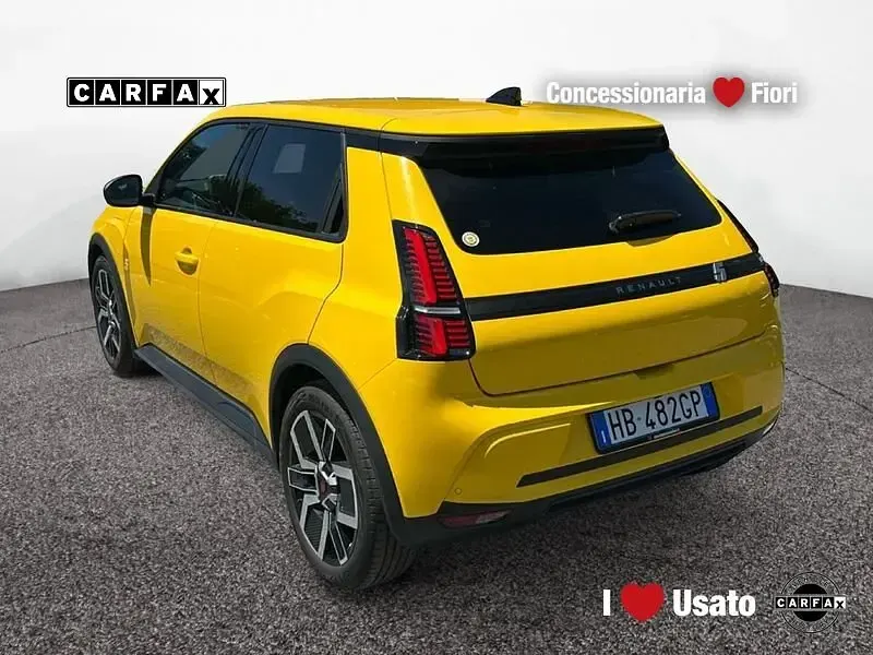 Usata Renault 5 E-Tech Urban 89 kW (122 CV) 2025 Giallo Utilitaria