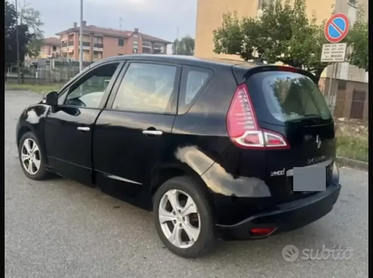 Usata Renault Scenic E-Tech 131 CV (96 kW) 2011 Nero Monovolume